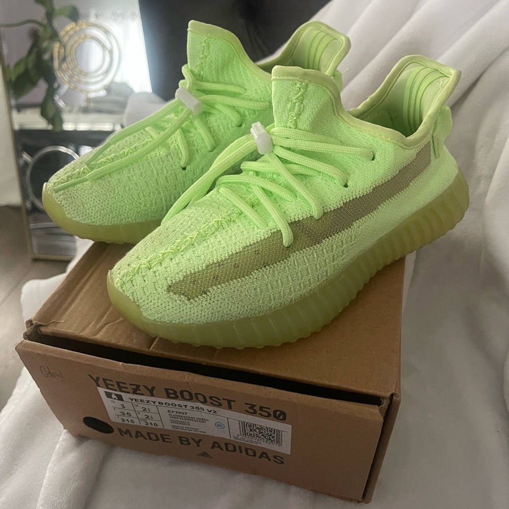 Adidas Yeezy Boost 350 V2
